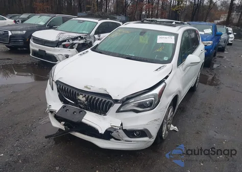 2017 Buick Envision Essence z USA, uszkodzony, nr VIN LRBFXDSA4HD108787